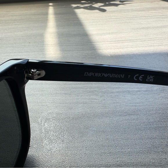 Emporio Armani Black Sunglasses Sleek Modern Design BRAND NEW - Picture 4 of 7